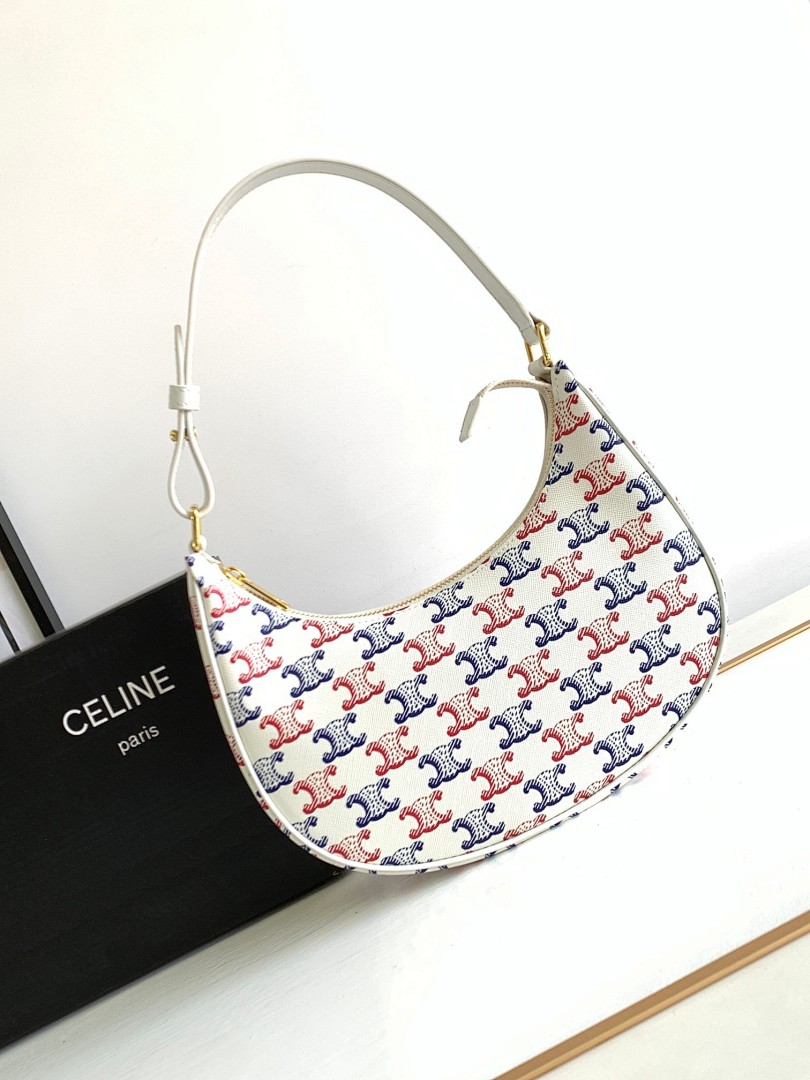 Bag C, photo 1