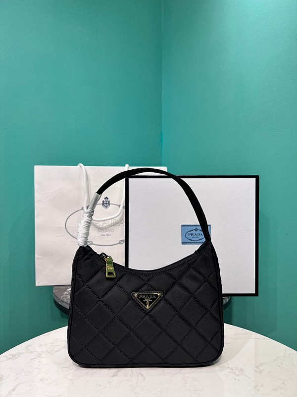 Bag P, photo 1