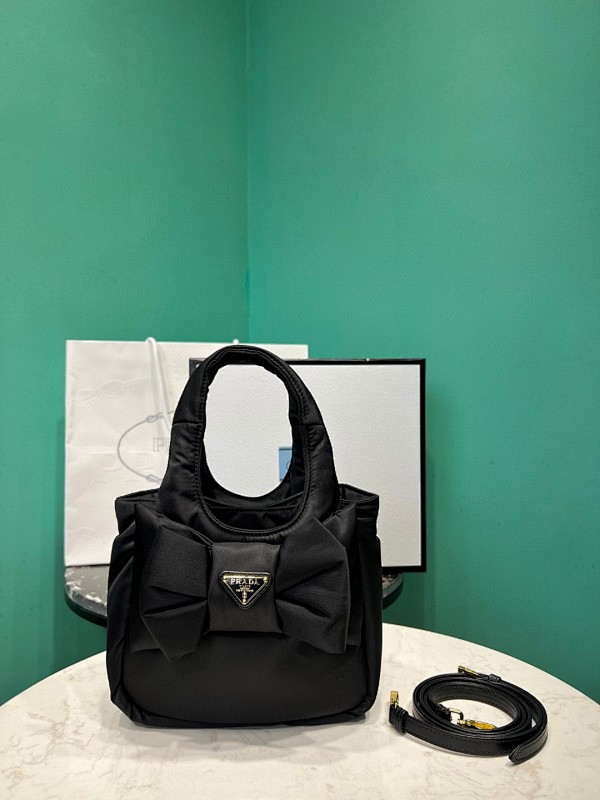 Bag P, photo 1