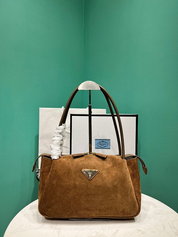 Bag P, photo 1