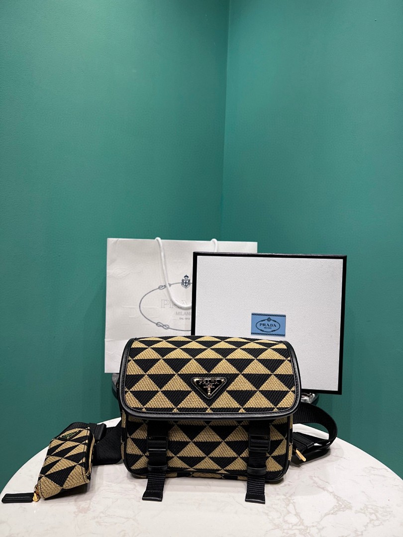 Bag P, photo 1