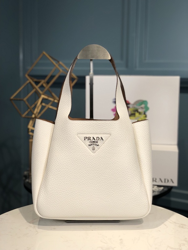 Bag P, photo 1