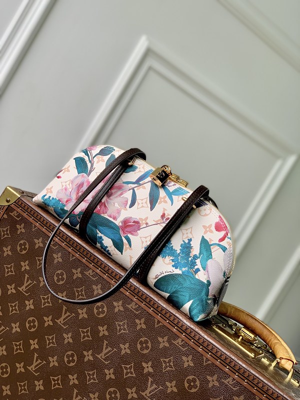 Bag L, photo 1