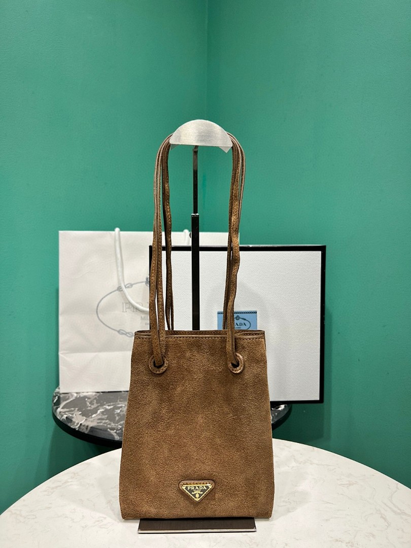 Bag P, photo 1