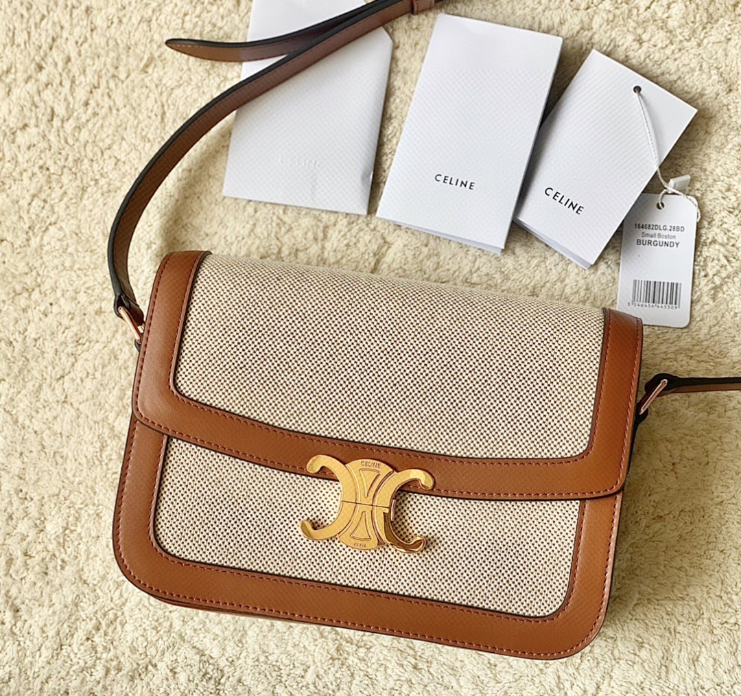 Bag C, photo 1
