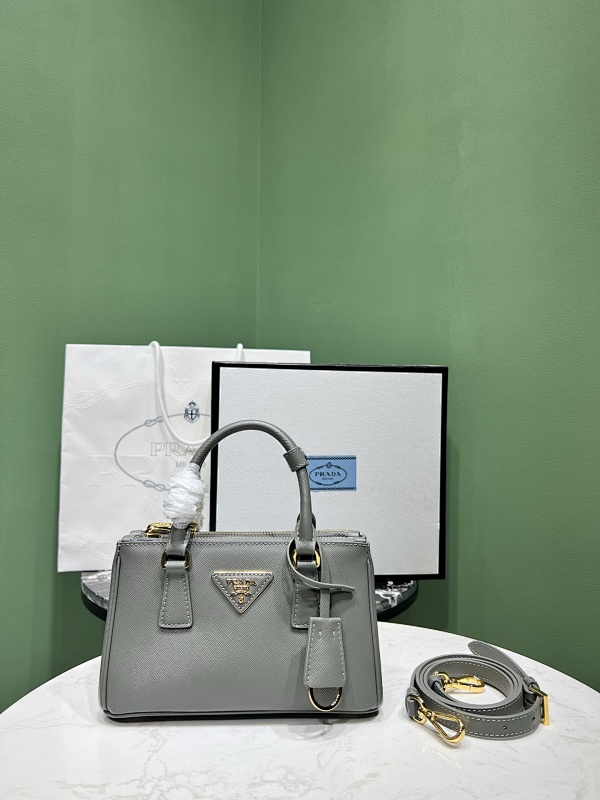 Bag P, photo 1