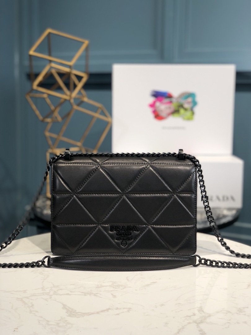 Bag P, photo 1