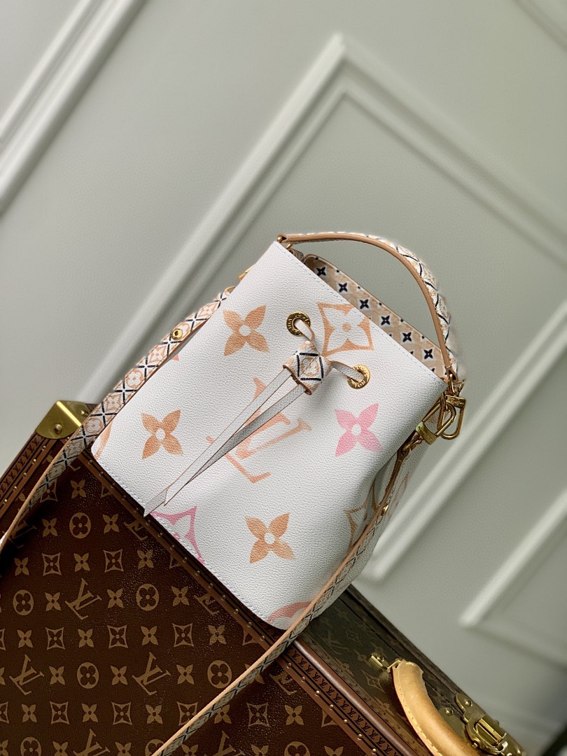 Bag L, photo 1