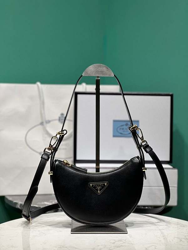 Bag P, photo 1
