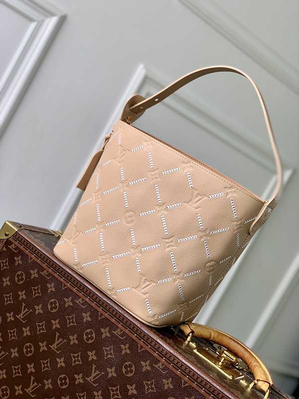 Bag L, photo 1