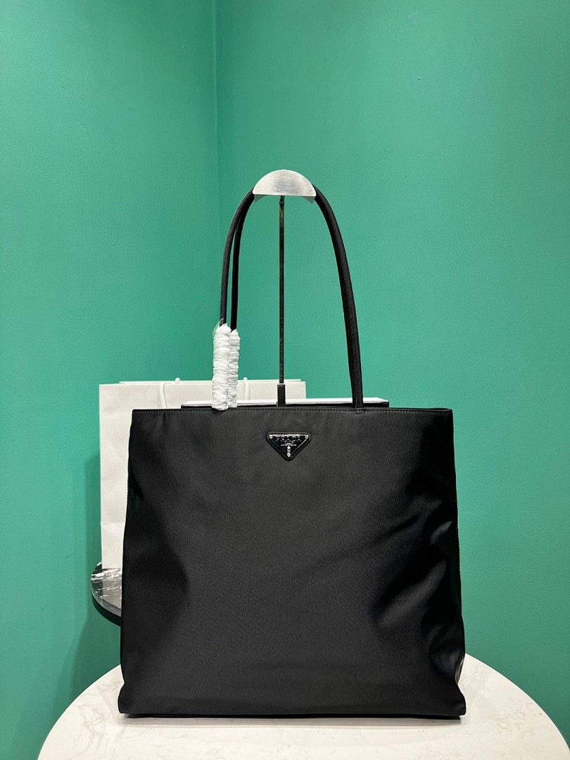 Bag P, photo 1