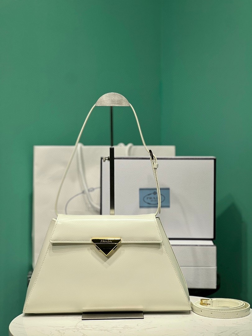 Bag P, photo 1
