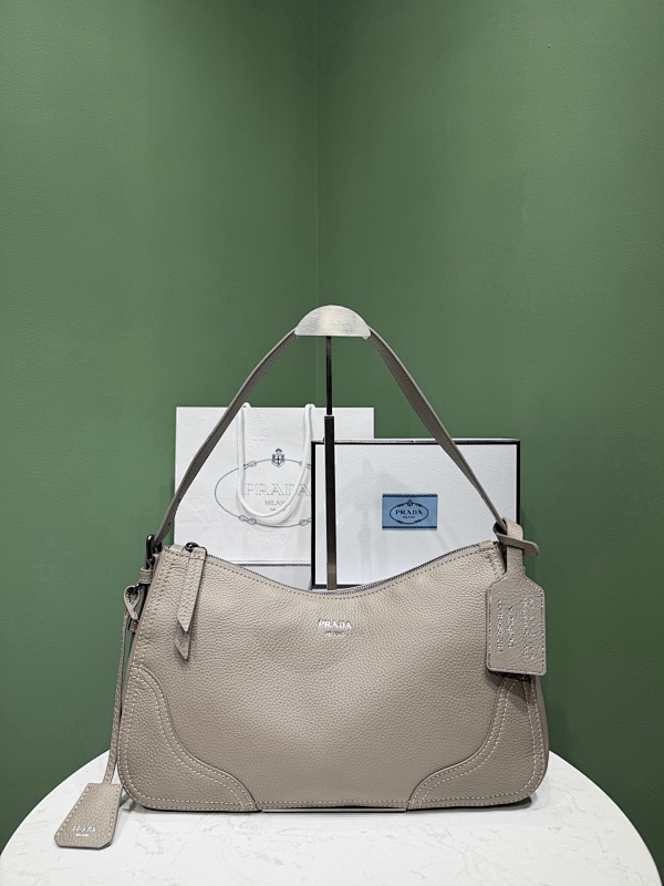Bag P, photo 1