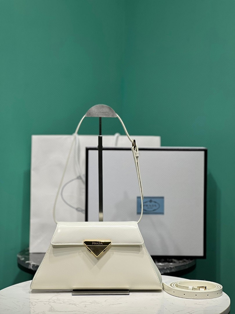 Bag P, photo 1