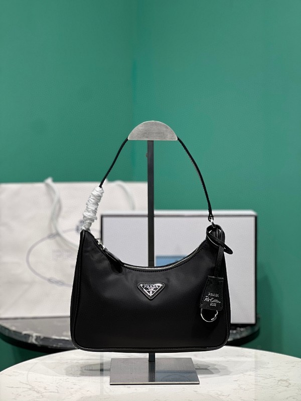 Bag P, photo 1