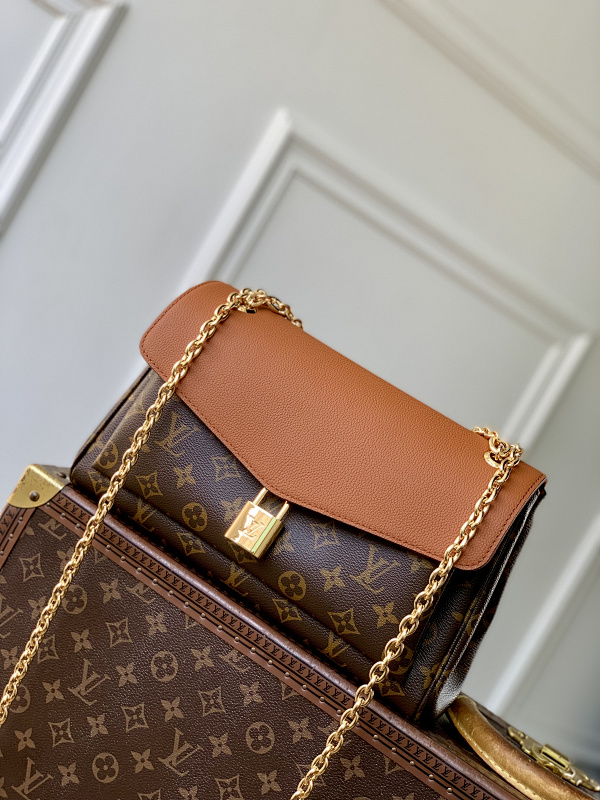 Bag L, photo 1