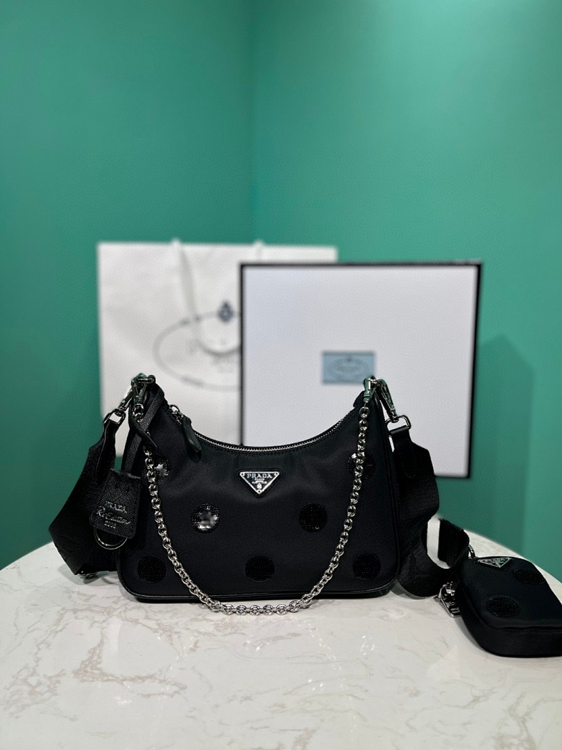 Bag P, photo 1