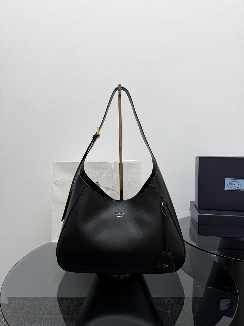 Bag P, photo 1