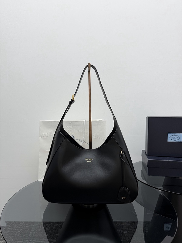 Bag P, photo 1