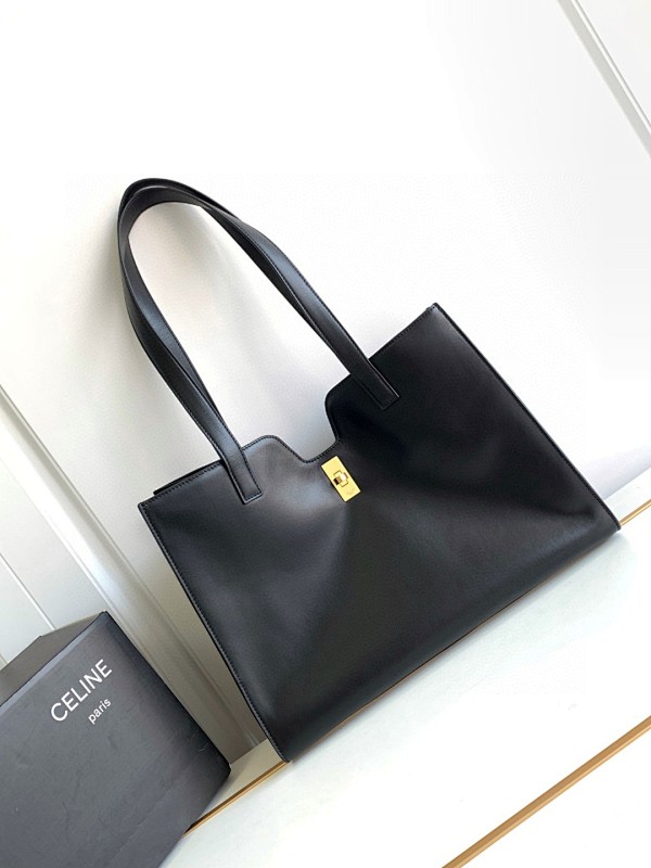 Bag C, photo 1