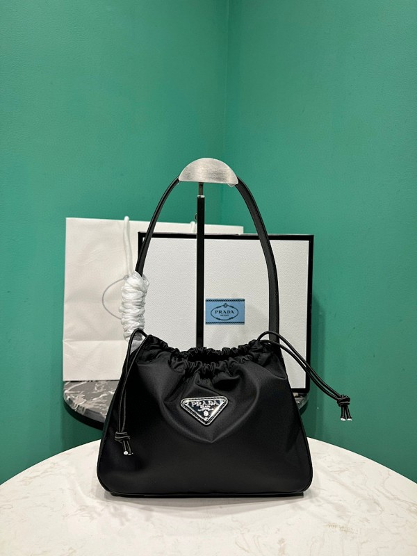 Bag P, photo 1