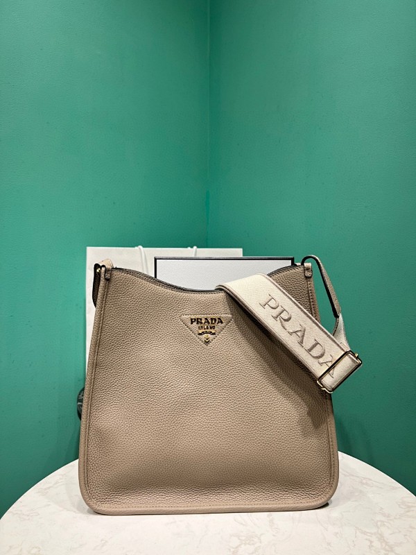 Bag P, photo 1