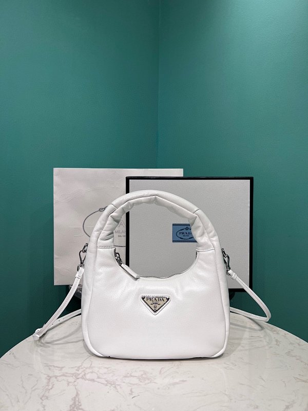 Bag P, photo 1