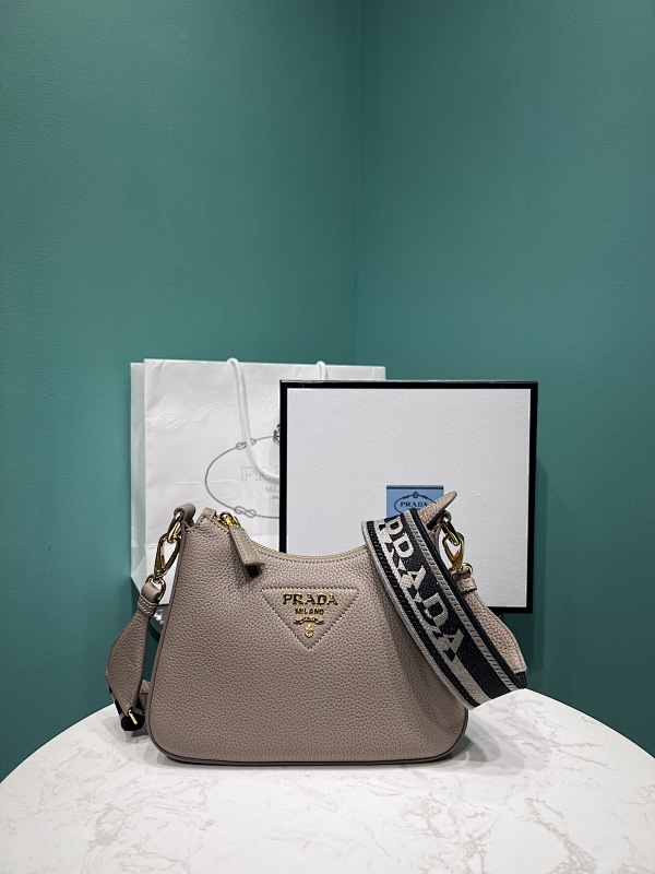 Bag P, photo 1