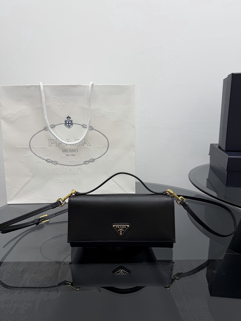 Bag P, photo 1