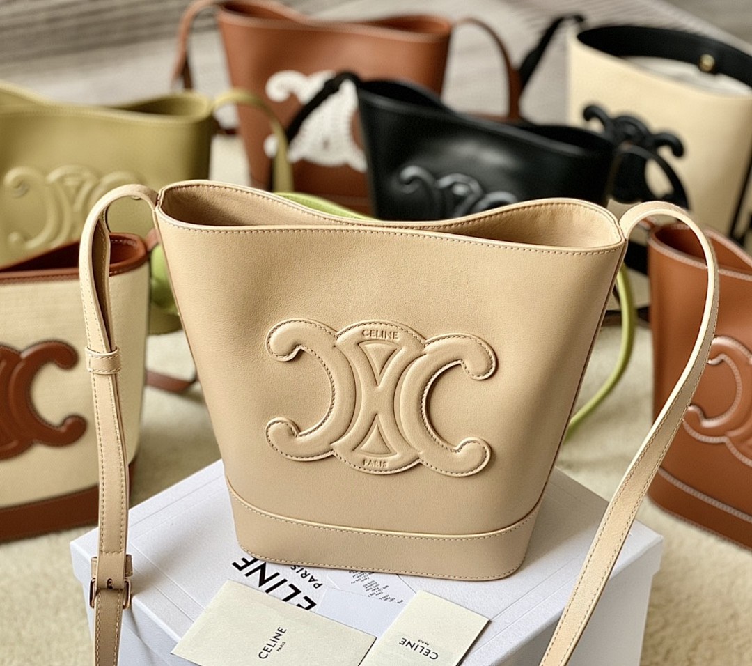 Bag C, photo 1