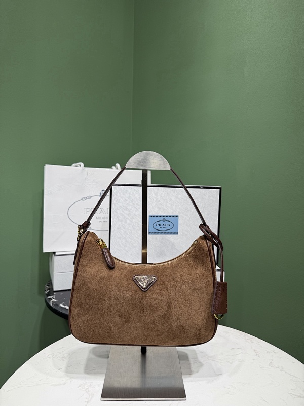 Bag P, photo 1