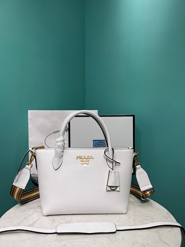 Bag P, photo 1