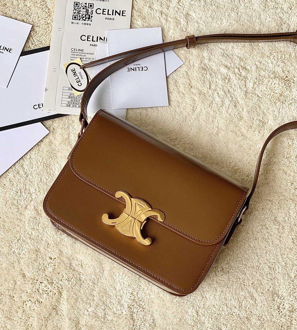 Bag C, photo 1