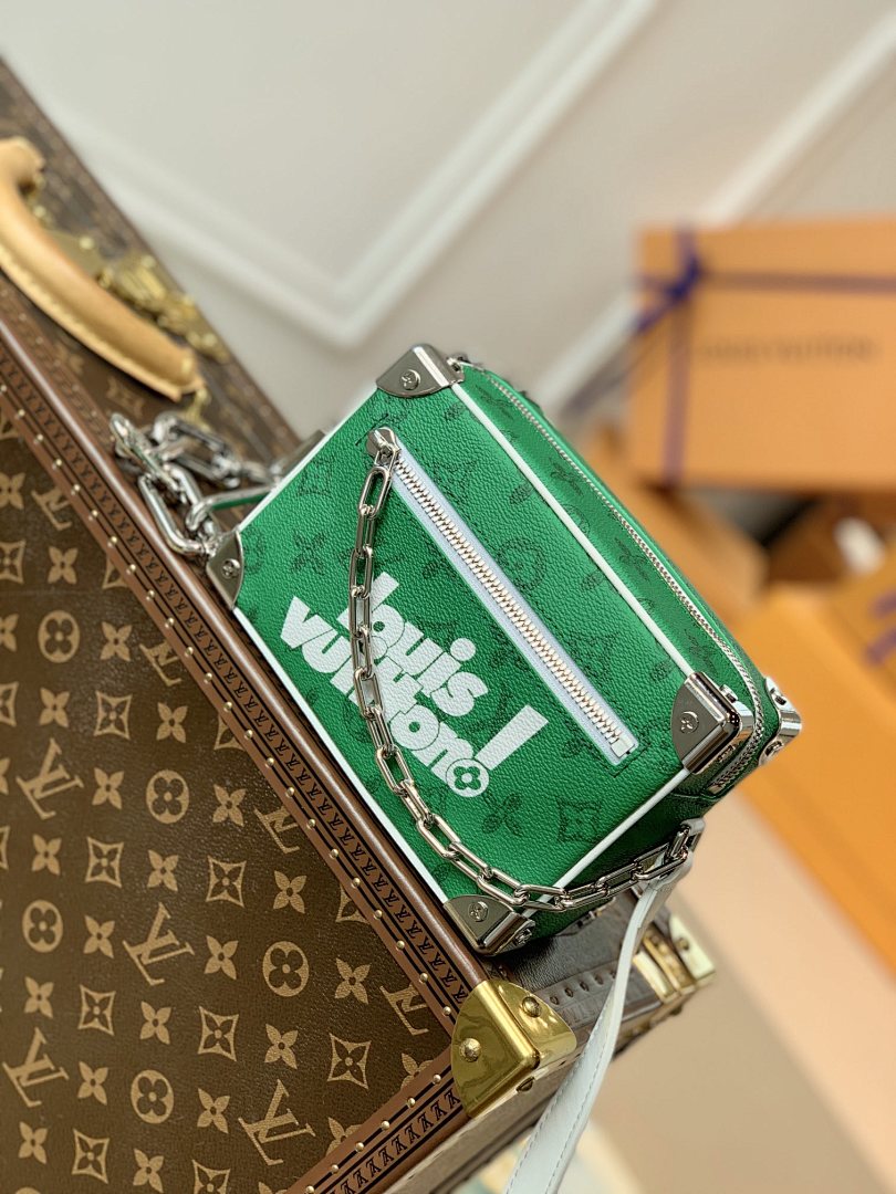 Bag 1V, photo 1