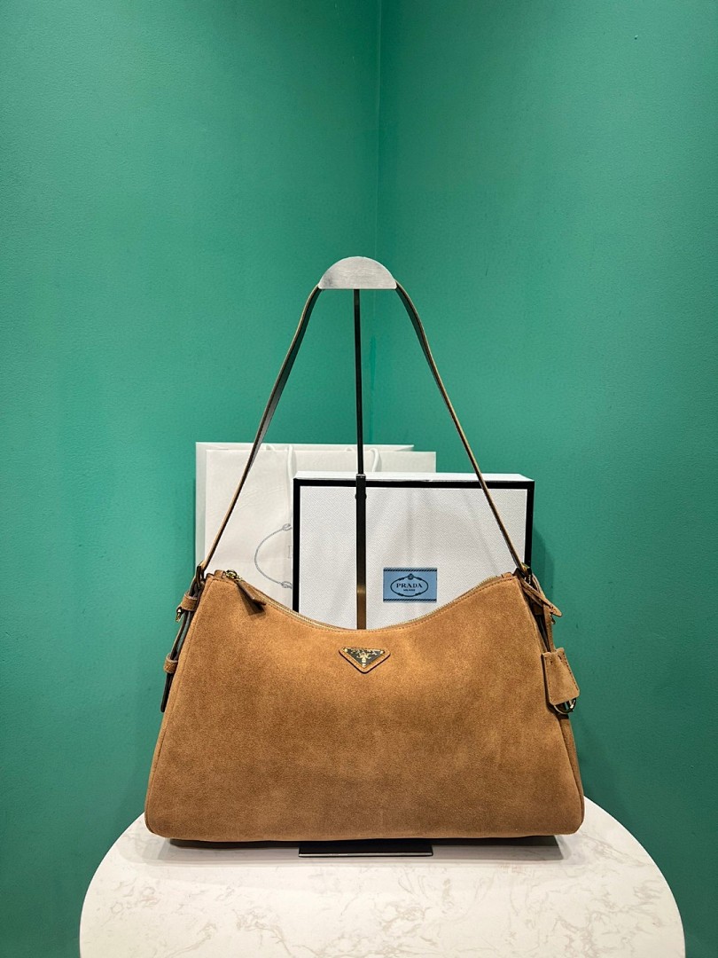 Bag P, photo 1