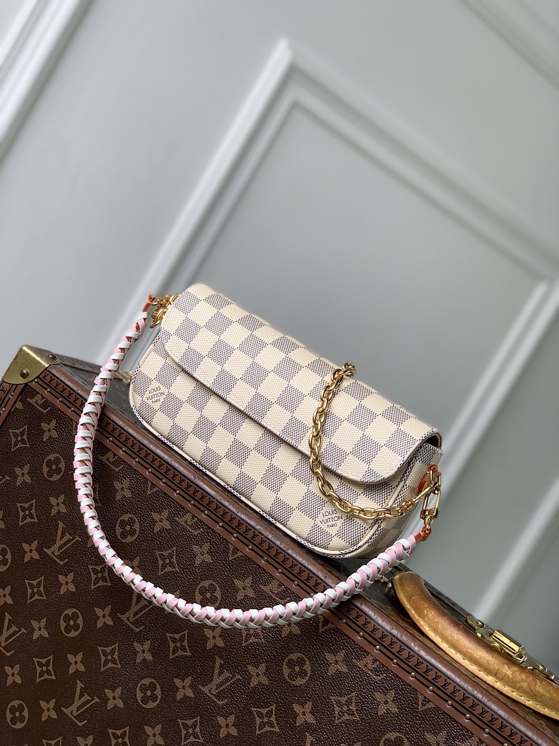 Bag L, photo 1