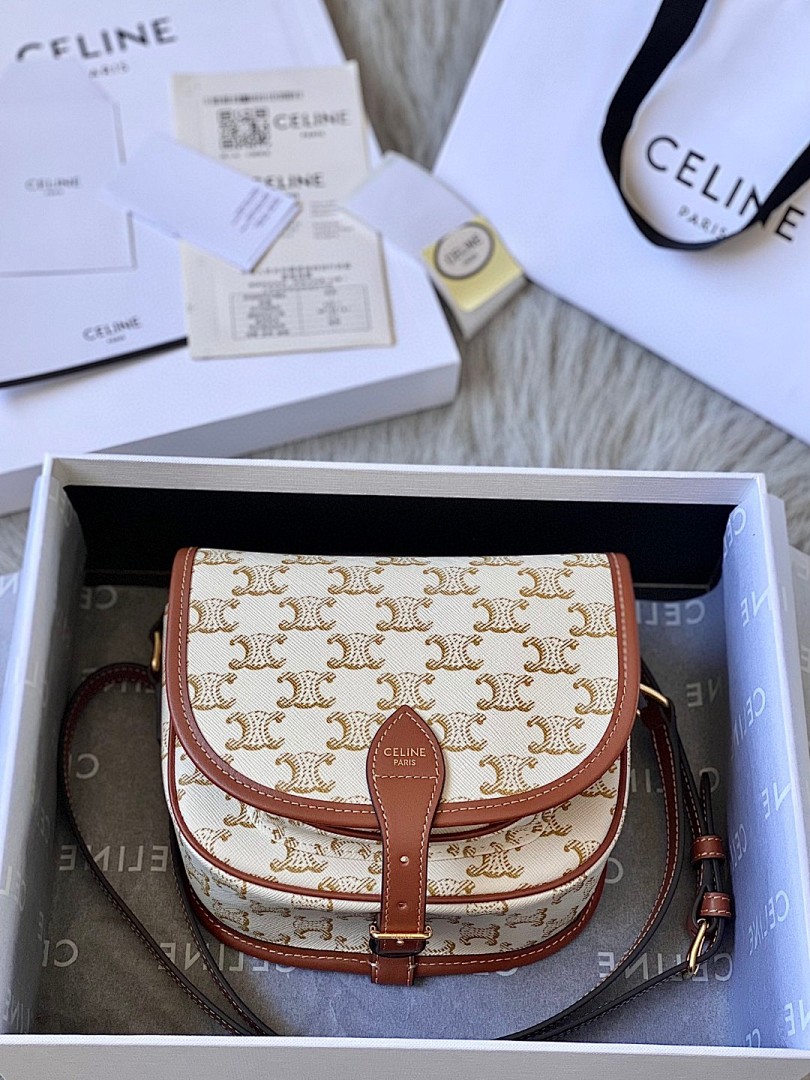 Bag C, photo 1