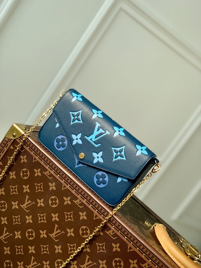 L, photo 1