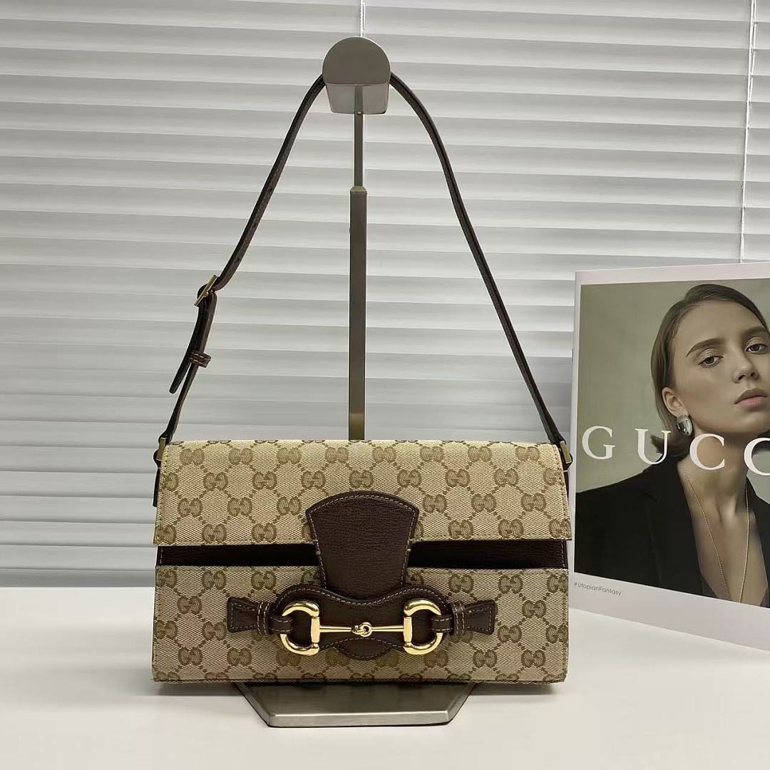 Bag G, photo 1