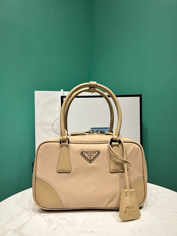 Bag P, photo 1