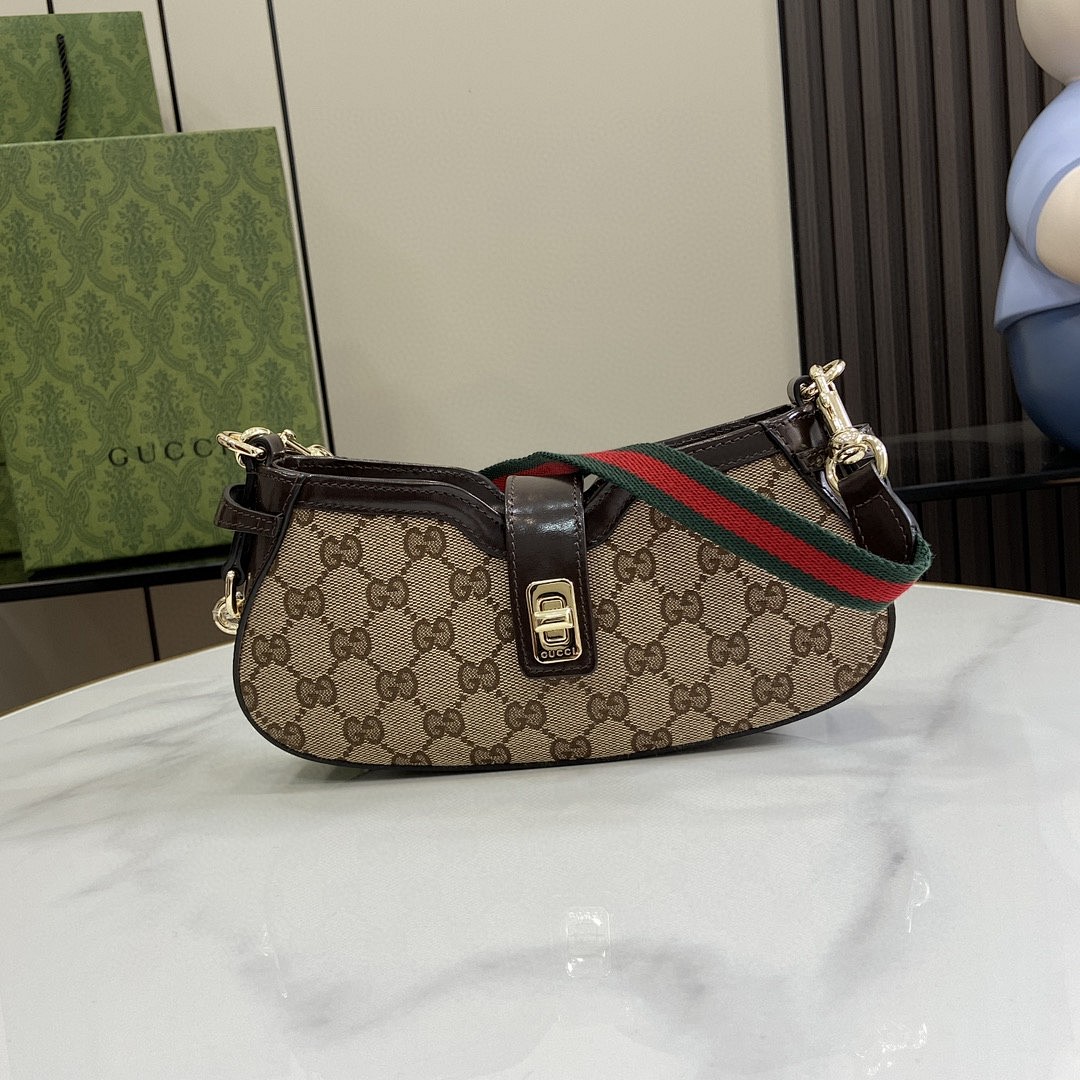 Bag G, photo 1