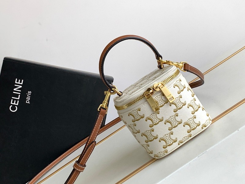 Bag C, photo 1