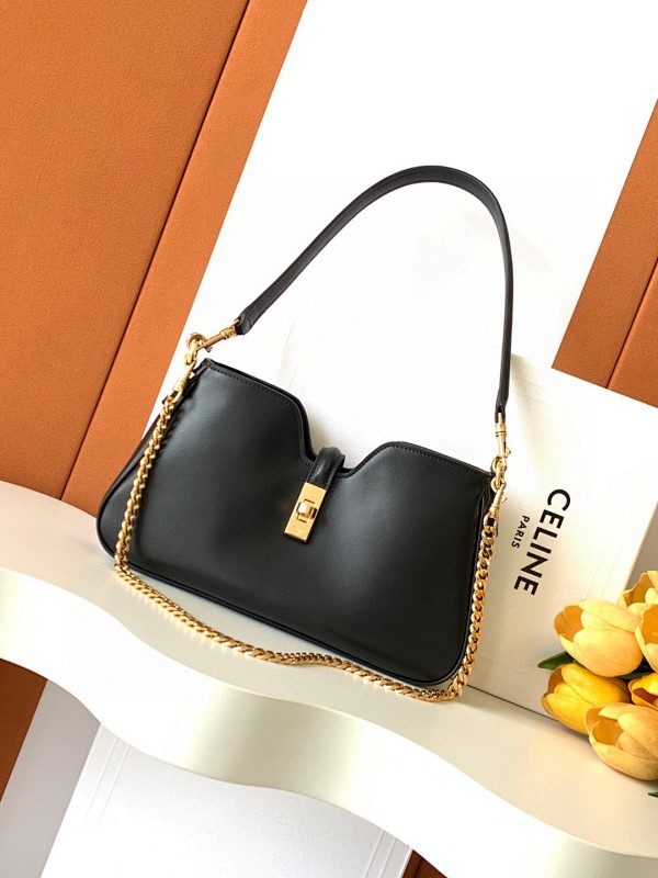 Bag C, photo 1