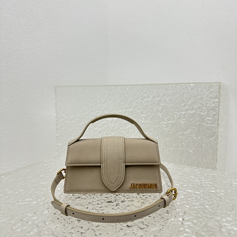 Other J, photo 1