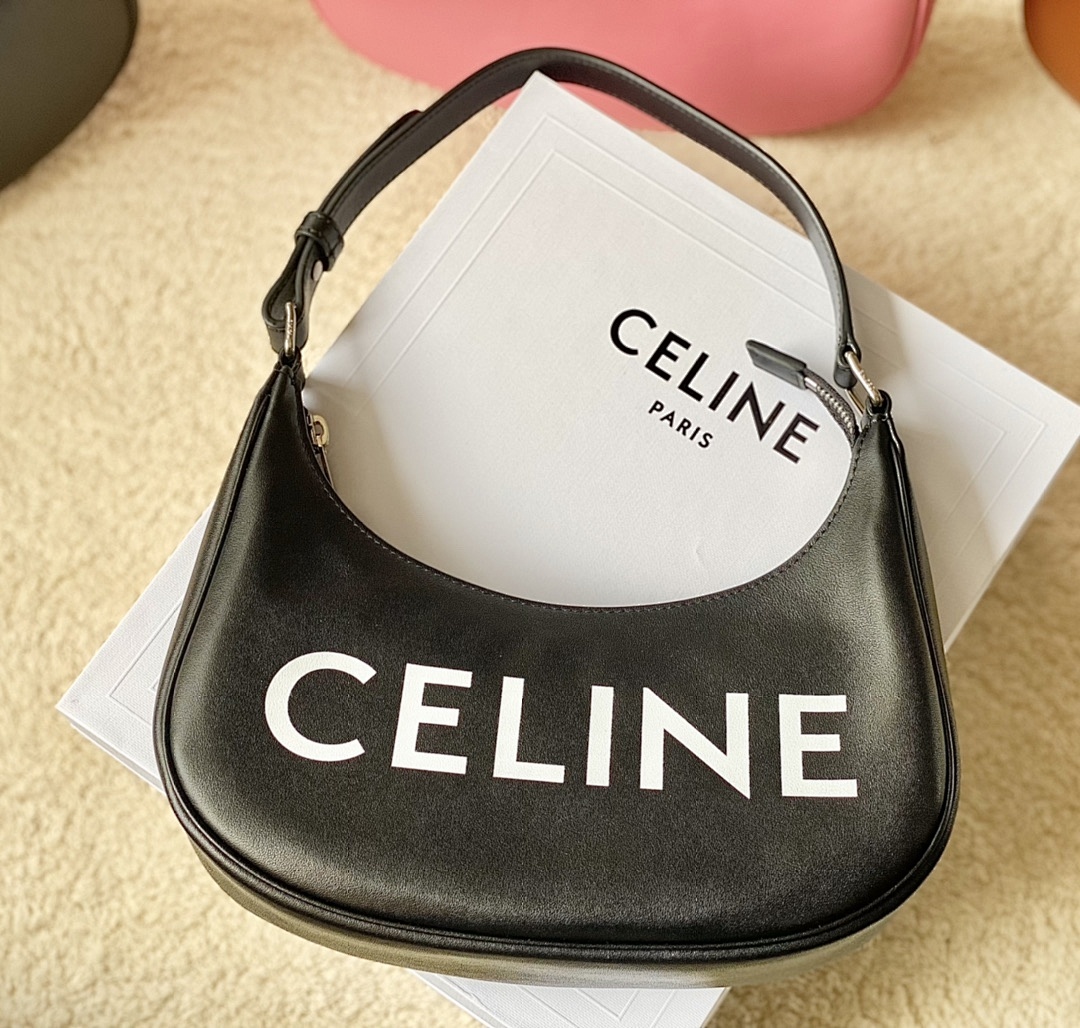 Bag C, photo 1