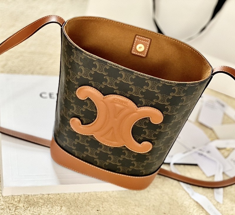 Bag C, photo 1