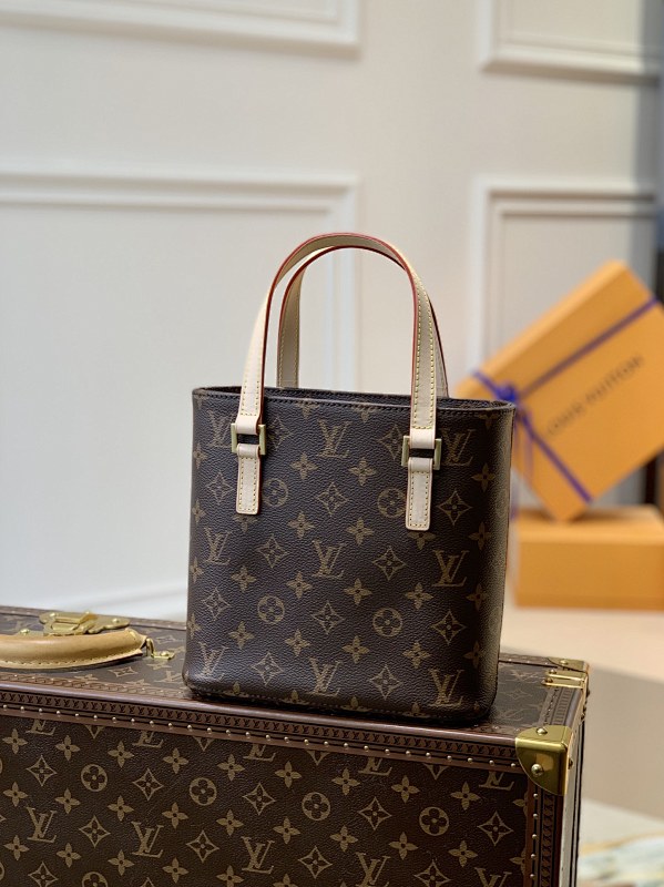 Bag 1V, photo 1