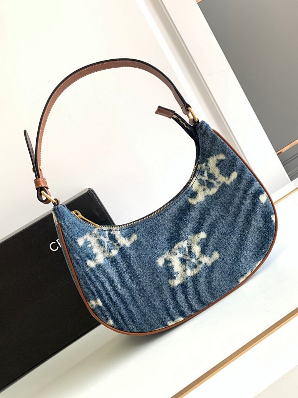 Bag C, photo 1