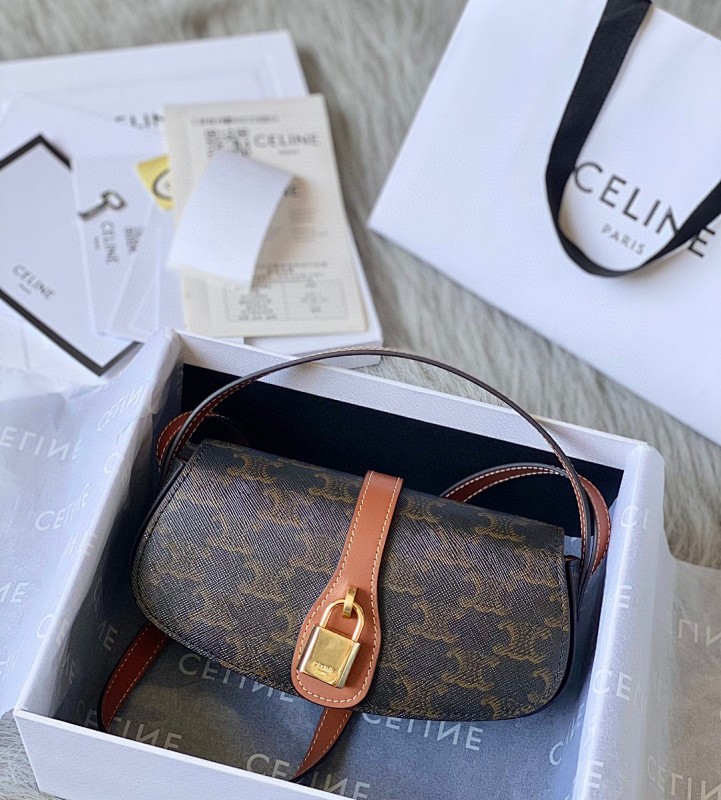 Bag C, photo 1