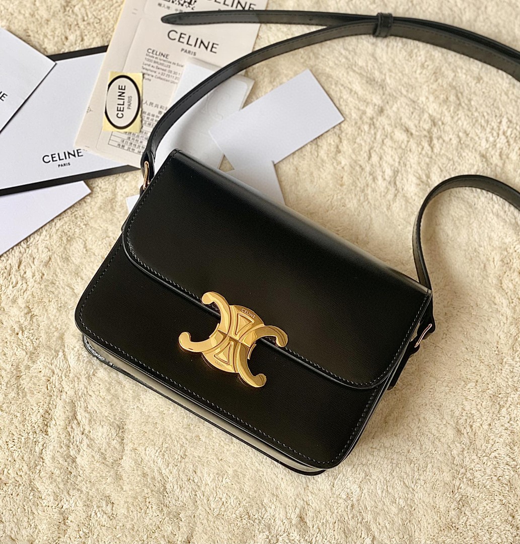 Bag C, photo 1